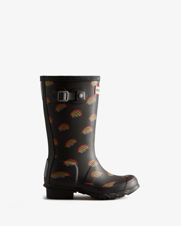hunter_big_kids_5_11_years_mini_rainbow_print_wellington_boots_mini_rainbow_print.jpg Hunter Big Kids (5-11 Years) Mini Rainbow Print Wellington Boots Mini Rainbow Print - Image 1