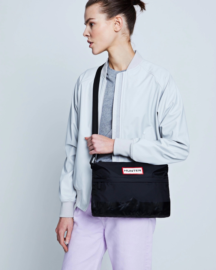hunter_ripstop_sacoche_side_bag_black.jpg Hunter Ripstop Sacoche Side Bag Black - Image 1
