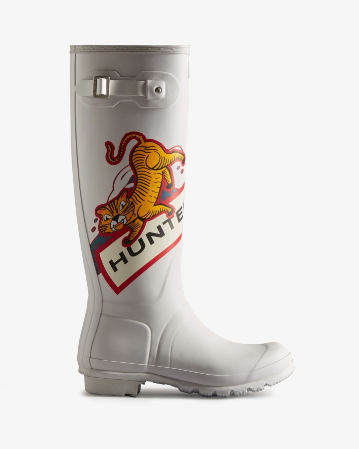 Hunter Women's Lunar New Year Large Tiger Logo Tall Rain Boots Spurrey White - Image 2