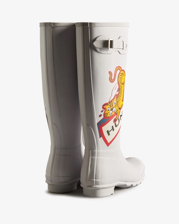 Hunter Women's Lunar New Year Large Tiger Logo Tall Rain Boots Spurrey White - Image 4