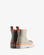 Hunter Women's Play Short Speckle Rain Boots Steall Grey-Summit Rise Peach-Spurrey White - Image 4
