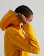 Hunter Women's Recycled Lightweight Packable Jacket Yellow - Image 4