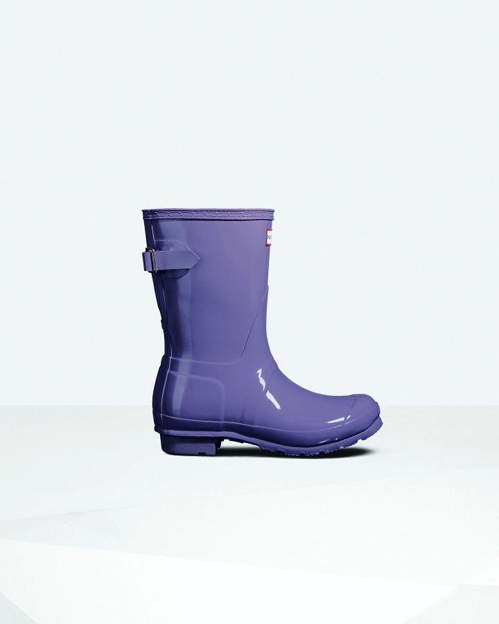 Hunter Women's Short Back Adjustable Gloss Rain Boots Purple Top - Image 2