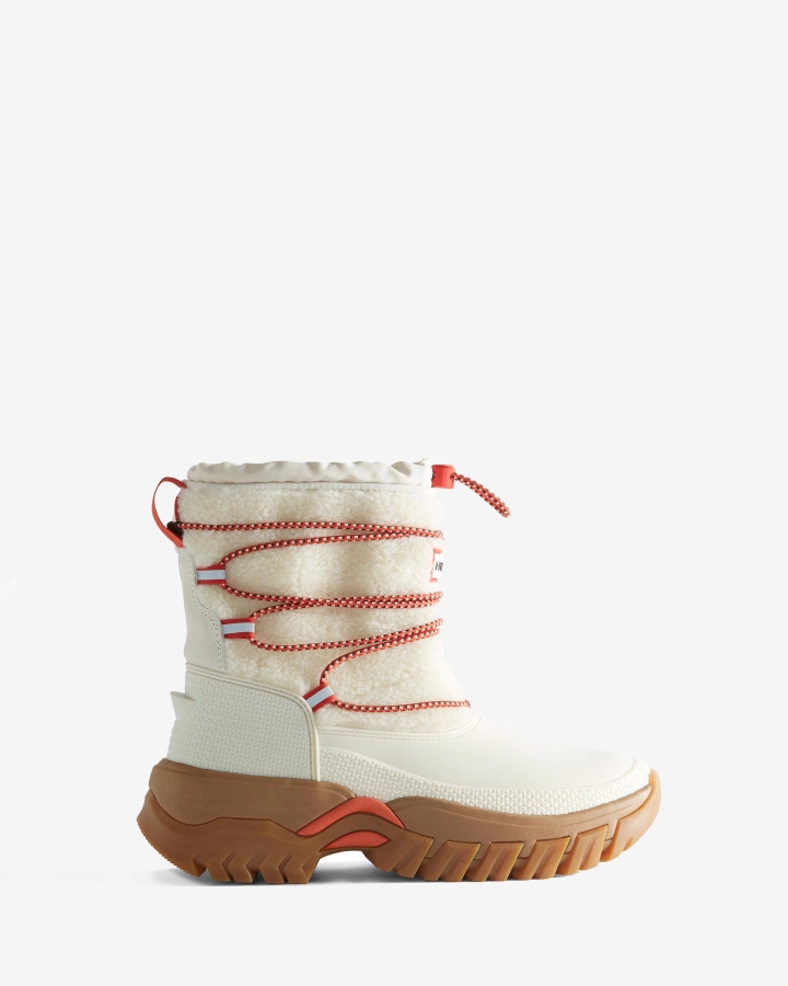 Hunter Women's Wanderer Vegan Shearling Insulated Short Snow Boots White Willow-Gum - Image 2